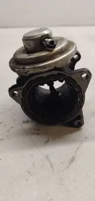 Audi A4 S4 B6 8E 8H EGR valve 0381315015