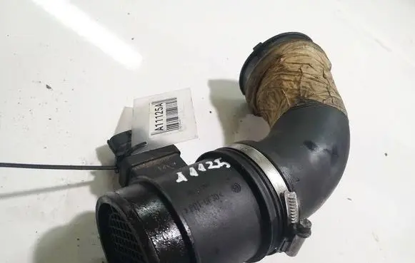 Opel Astra H Air intake hose/pipe 24437915 0734196