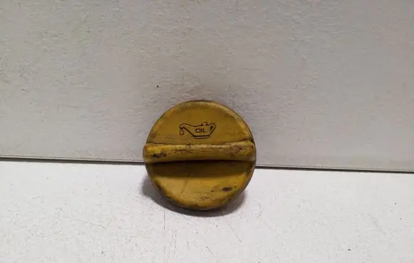 Opel Astra G Oil filler cap 90412508