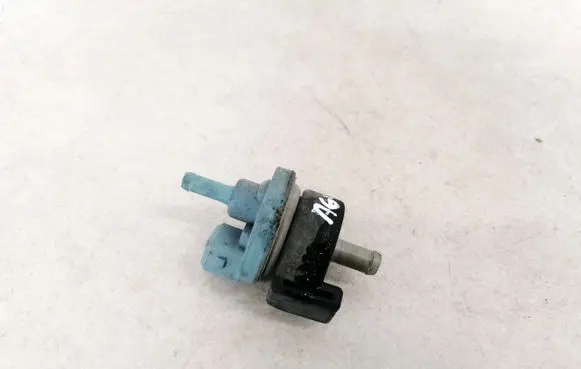 Audi 100 S4 C4 Valve vacuum 054133459B