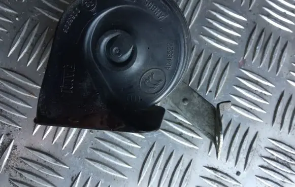 Mercedes-Benz B W245 Horn signal 046522