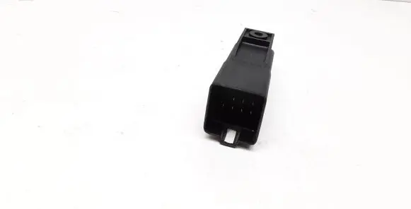 Volvo S60 Glow plug pre-heat relay 30785663 0281003047