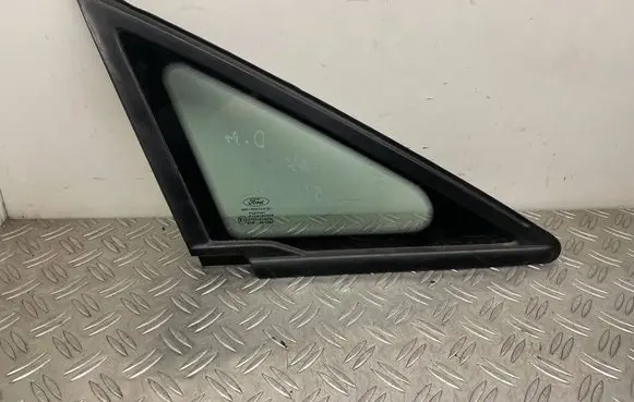 Ford C-MAX II Front triangle window/glass AM51R29710A