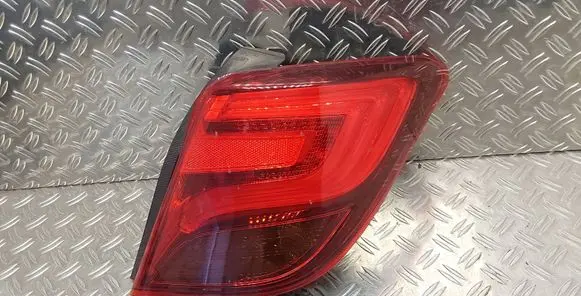 Toyota Yaris Rear/tail lights