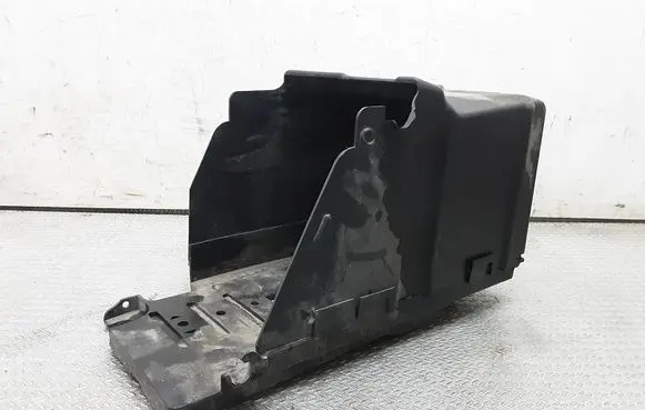 Battery box tray