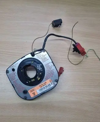 Audi A4 S4 B5 8D Airbag slip ring squib (SRS ring) 4D0951543D 097139121 000012301305