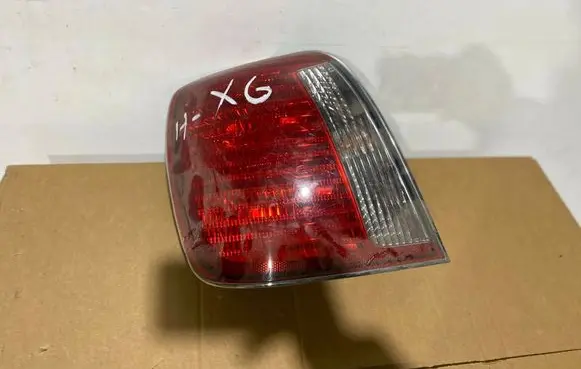 Hyundai XG Rear/tail lights 