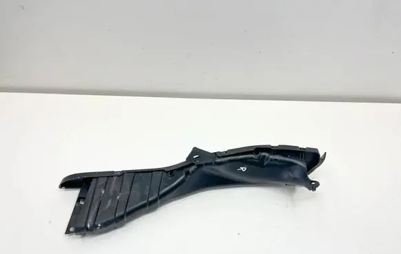Mercedes-Benz SL R231 Other engine bay part A2315460464 A2315460280