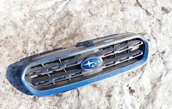 Subaru Impreza III Front grill