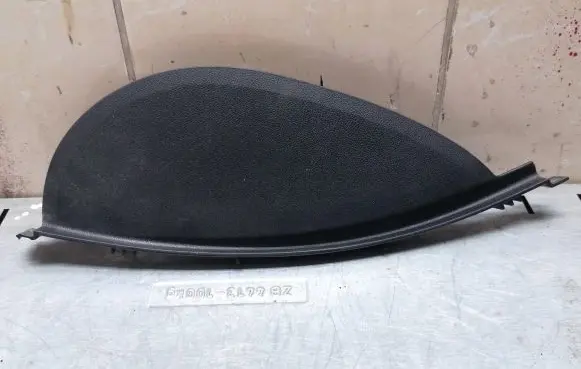 BMW 3 E90 E91 Dashboard side end trim 7077819 72758411 51457077819