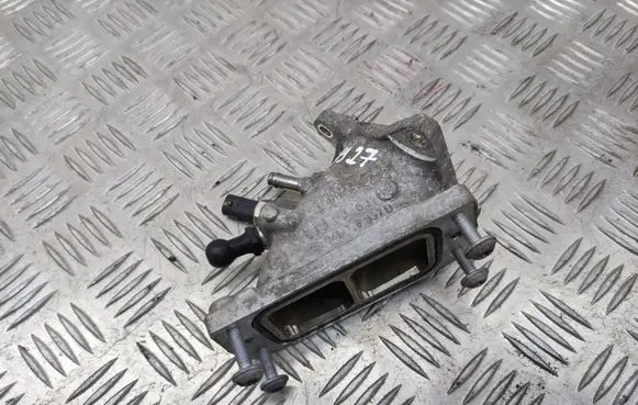 Skoda Octavia Mk3 (5E) EGR valve cooler bracket 04L128637B