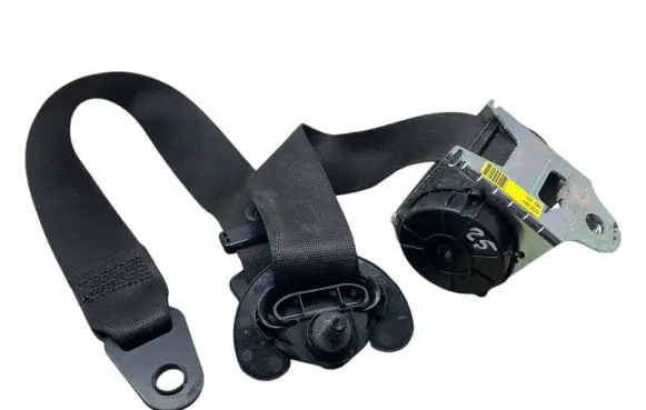 Mini Cooper Countryman R60 Front seatbelt 617059700B