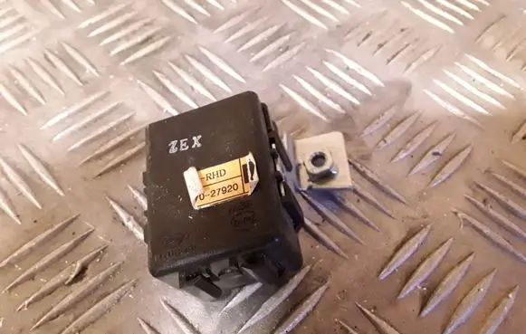 Hyundai Santa Fe Oil pressure relay 9477027920