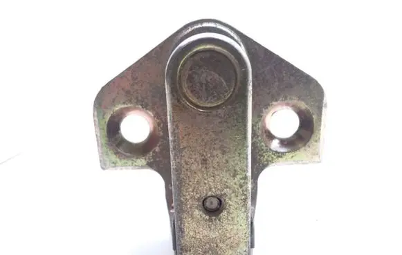 Ford Mondeo MK II Rear door lock loop/hook striker 96BGF21982AF