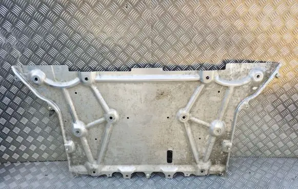 BMW i4 Engine splash shield/under tray 791537601