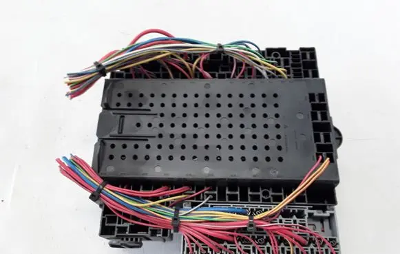 Volvo S80 Fuse module