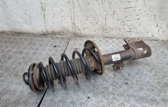 Peugeot 5008 Front shock absorber with coil spring