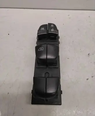 Nissan Juke I F15 Electric window control switch 254011KA0A