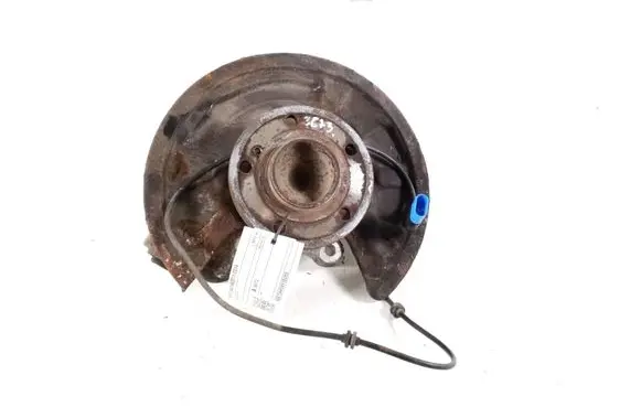 Mercedes-Benz B W246 W242 Rear wheel hub