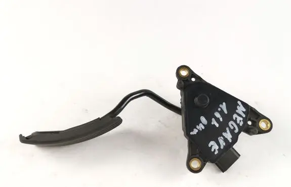 Renault Megane II Accelerator throttle pedal 8200153268