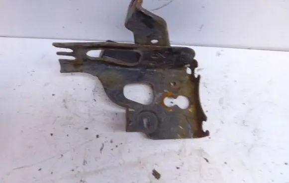 Opel Meriva A ABS pump bracket 13182483