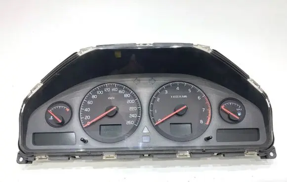 Volvo V70 Speedometer (instrument cluster) 9499668