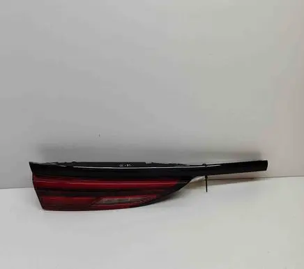BMW 2 F44 Tailgate rear/tail lights 8498739