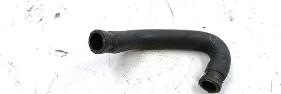 Volkswagen PASSAT B5 Engine coolant pipe/hose