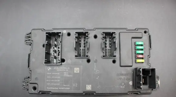 BMW 3 F30 F35 F31 Central body control module 9317174 00000F4A 003000002