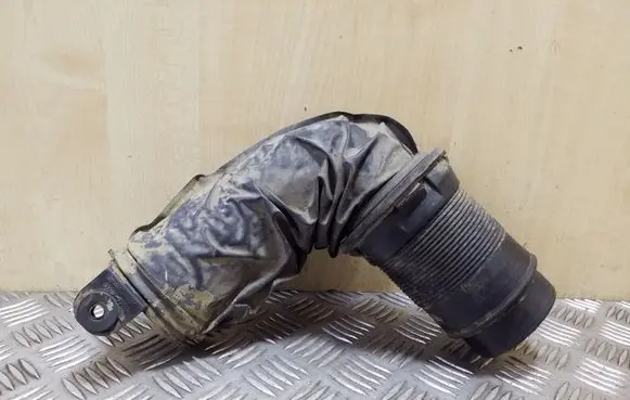 KIA Sorento Air intake duct part 282003E600