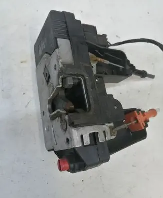 Opel Zafira A Rear door lock DA24414134