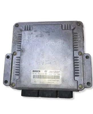 Nissan Primastar Engine control unit/module 0281010632 8200051608 8200118526