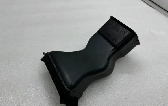 BMW i3 Cabin air duct channel 9309567