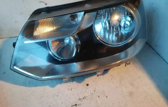 Volkswagen Transporter - Caravelle T5 Headlight/headlamp 7E1941015J 09L0011613L