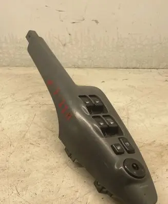 Hyundai Tucson JM Electric window control switch 935702e200