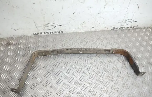 Ford Kuga I Fuel tank mounting bracket 