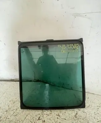 Volkswagen Transporter - Caravelle T6 Loading door trunk window/glass 