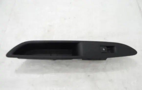 Opel Mokka X Quarter vent window switch 94537607