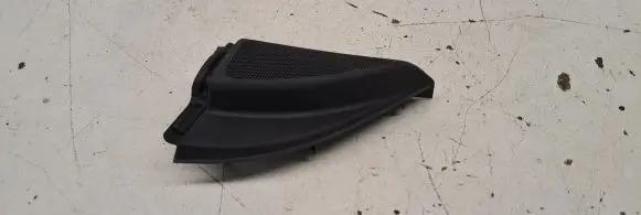 Toyota Avensis T250 Front door speaker cover trim 6749205060