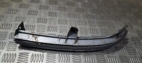 Opel Zafira A Under headlight/headlamp trim 90580652RH 12543
