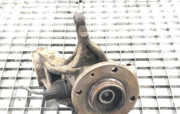 Citroen C-Elysée Front wheel hub spindle knuckle