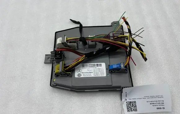 Mercedes-Benz E W213 Central body control module A2139003711 A2139014203
