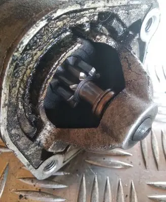 Volvo S40, V40 Starter motor 1005821794