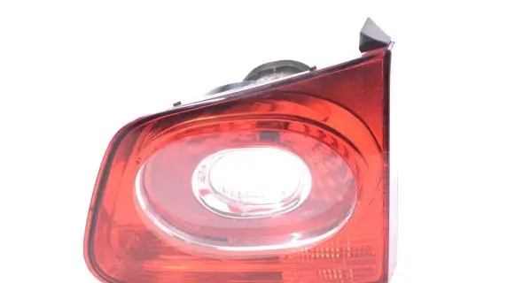 Volkswagen Tiguan Tailgate rear/tail lights 5N0945094C