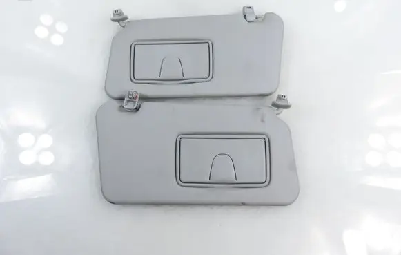 Suzuki Swift I Sun visor clip/hook/bracket 