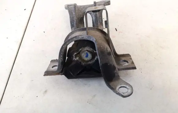 Fiat Doblo Engine mount bracket