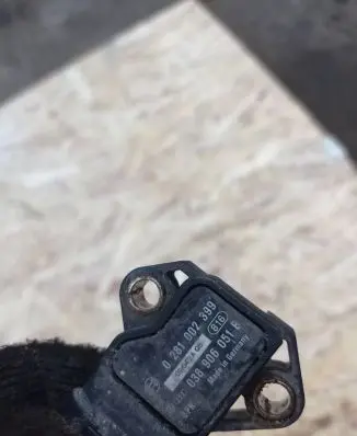 Audi A6 S6 C6 4F Air pressure sensor 0281002399