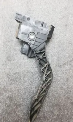Iveco Daily 35 - 40.10 Accelerator throttle pedal 5801333490