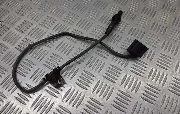 Mazda 3 I Lambda probe sensor 12G03-4750