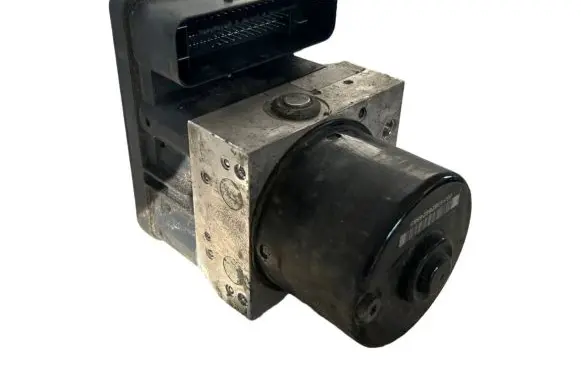 Volvo V50 ABS Pump 30793903 8N512C405AA 30793901